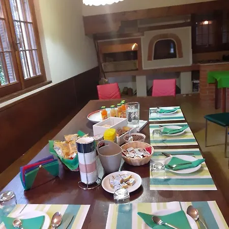 Alojamento de Acomodação e Pequeno-almoço Barbettini 3*